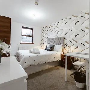 Whitechapel En-suite Beds To Penzion